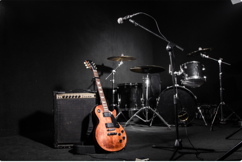 Магазин музыкальных инструментов